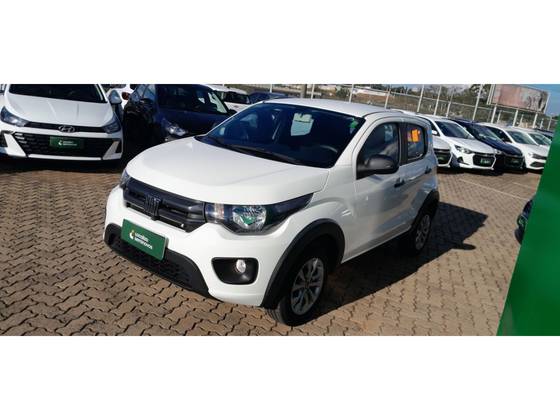 FIAT MOBI 1.0 EVO FLEX LIKE. MANUAL FIAT MOBI 1.0 EVO FLEX LIKE. MANUAL